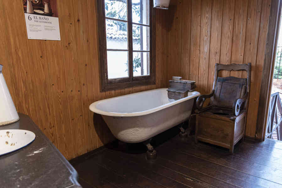 Tenerife 152 - La Orotava - Casa Méndez Fonseca - Casa de Los Balcones - lavabo.jpg
